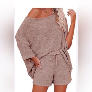 Cupshe Cozy Knit Set in Beige
